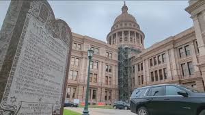 Senate bill aims to display 10 Commandments in Texas classrooms